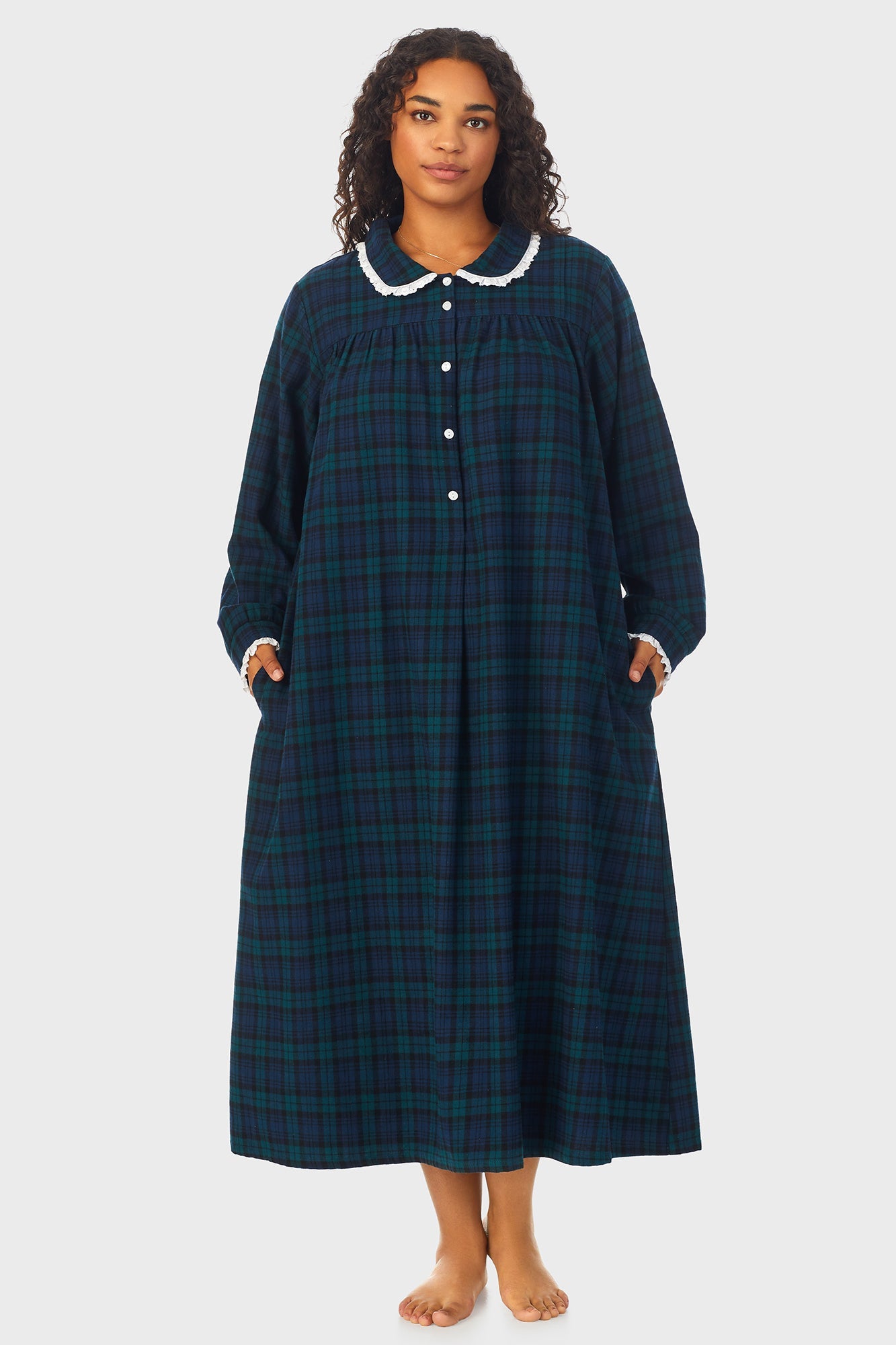 Black Watch Peterpan Flannel Gown Plus